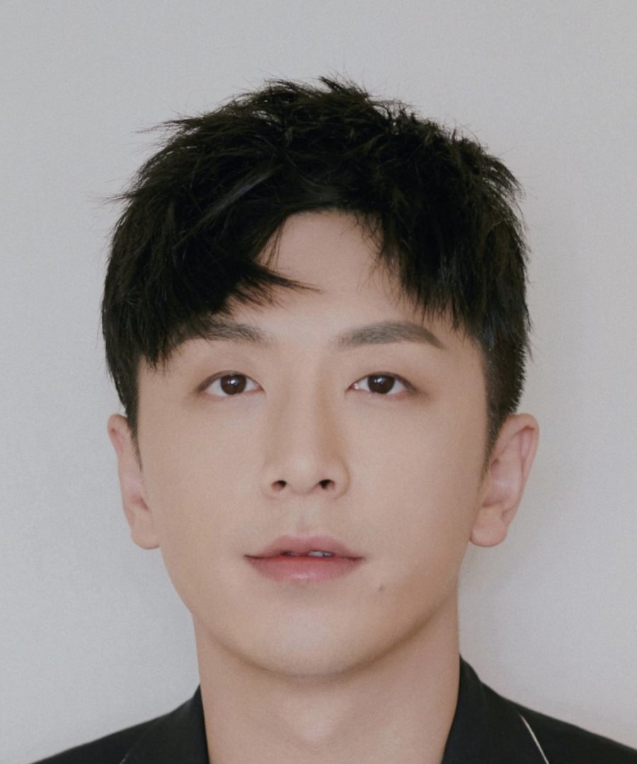 Xin Bai Identity Identity reference 2
